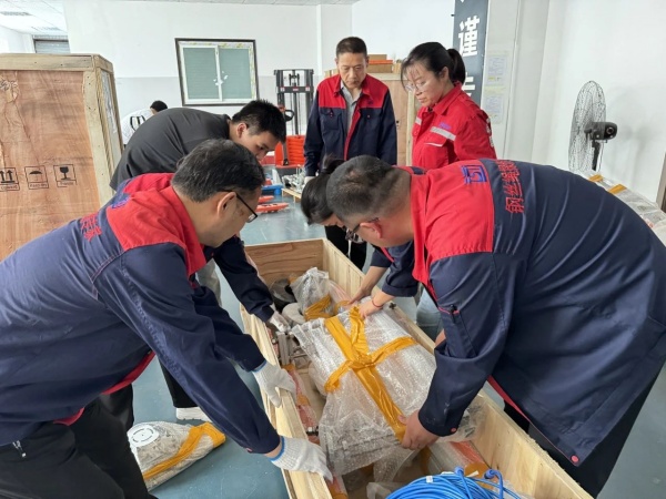 破暑前行，全員沖刺，鑄就泰斯特新速度！